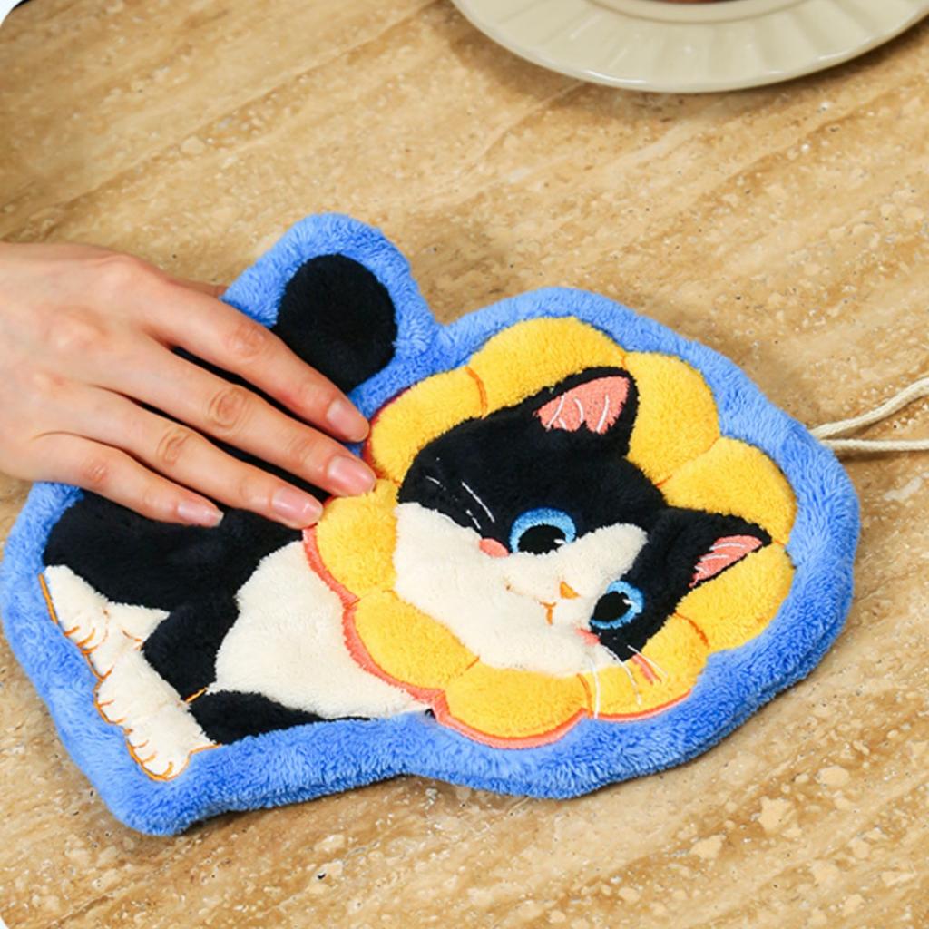 Ultra Fine Fiber Hand Towel. Cute Cat Handkerchief, Bath Towel with Hanging Ring, Animal Handkerchief, Double-sided Plush