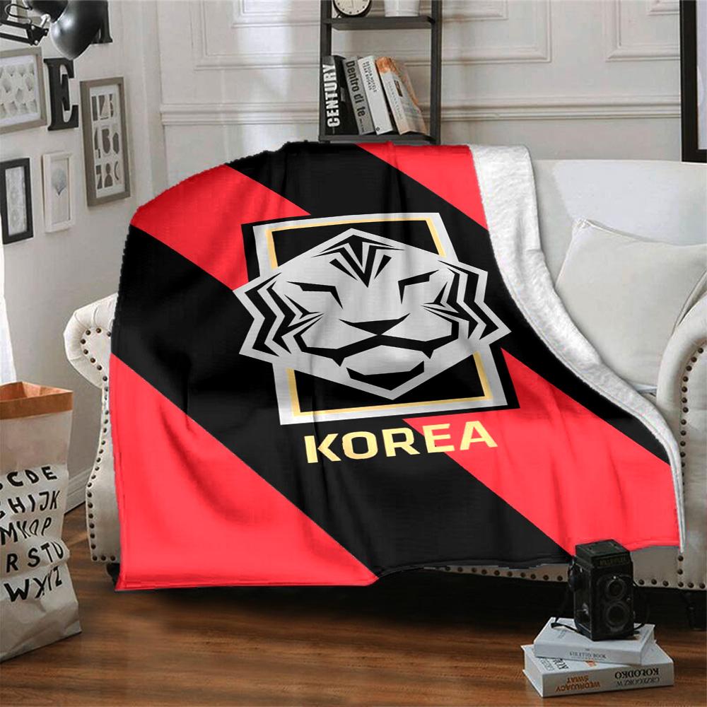 Korea Tiger Emblem Print Flannel Throw Blanket, Soft Warm Blanket for Sofa Bed Couch Home Decoration