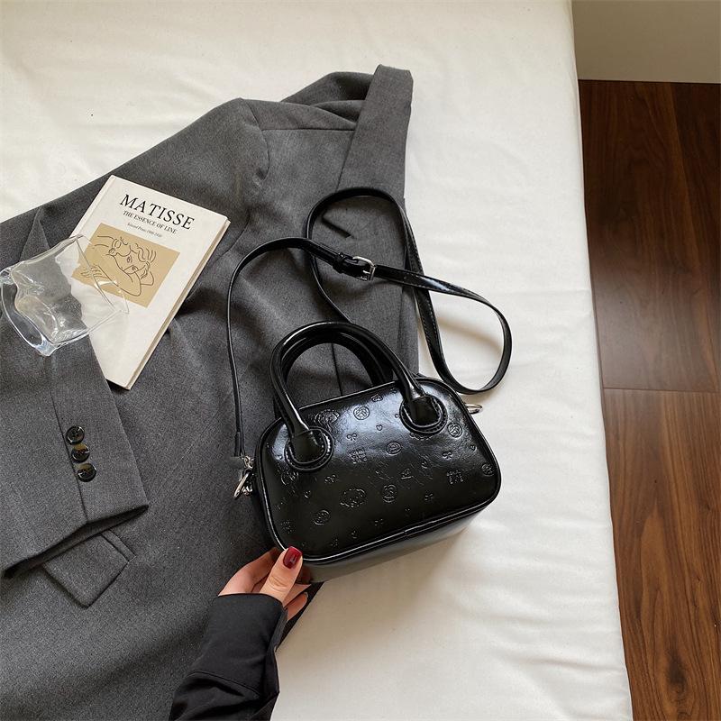 

Популярная маленькая сумка для осени и зимы, женская новая модная универсальная сумка через плечо, высококлассная портативная сумка-боулинг