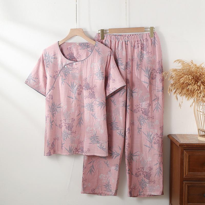 

2025 Jacquard Cotton Double Layer Summer Pajama Set: Women s Short Sleeve Top & Nine-Point Pants Extra Large золотистий/лист