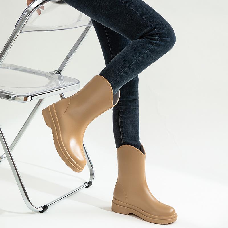 Augusteng wear rain shoes for women in the autumn of 2025 new simple and convenient high-sleeve water boots outdoor rubber shoes