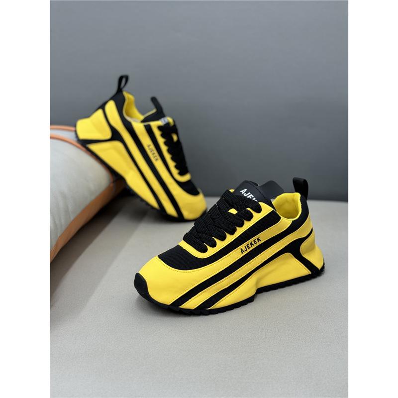 Neue bequeme Schuhe, Sportschuhe sind bequem und atmungsaktiv xlz