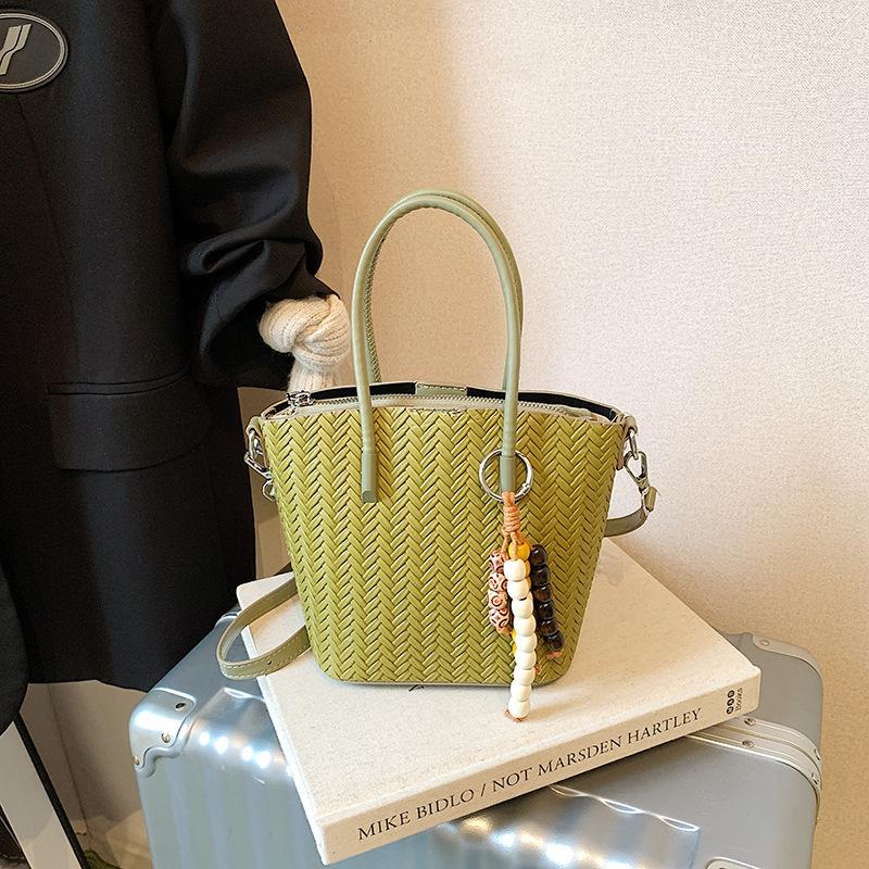 Premium Bag Women's 2025 New Fashion Retro Versatile Shoulder Bag Commuter Messenger Bag Bucket Bag Handbag