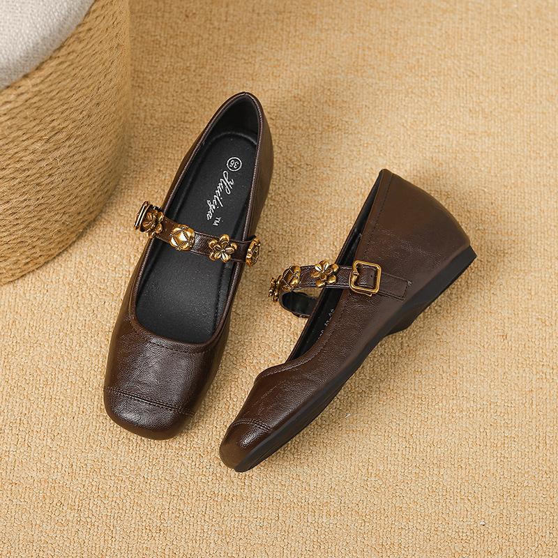 

D338-10 Huiliya with skirt round head Mary Jane shoes women s spring 2025 new metal single shoes 40 коричневый