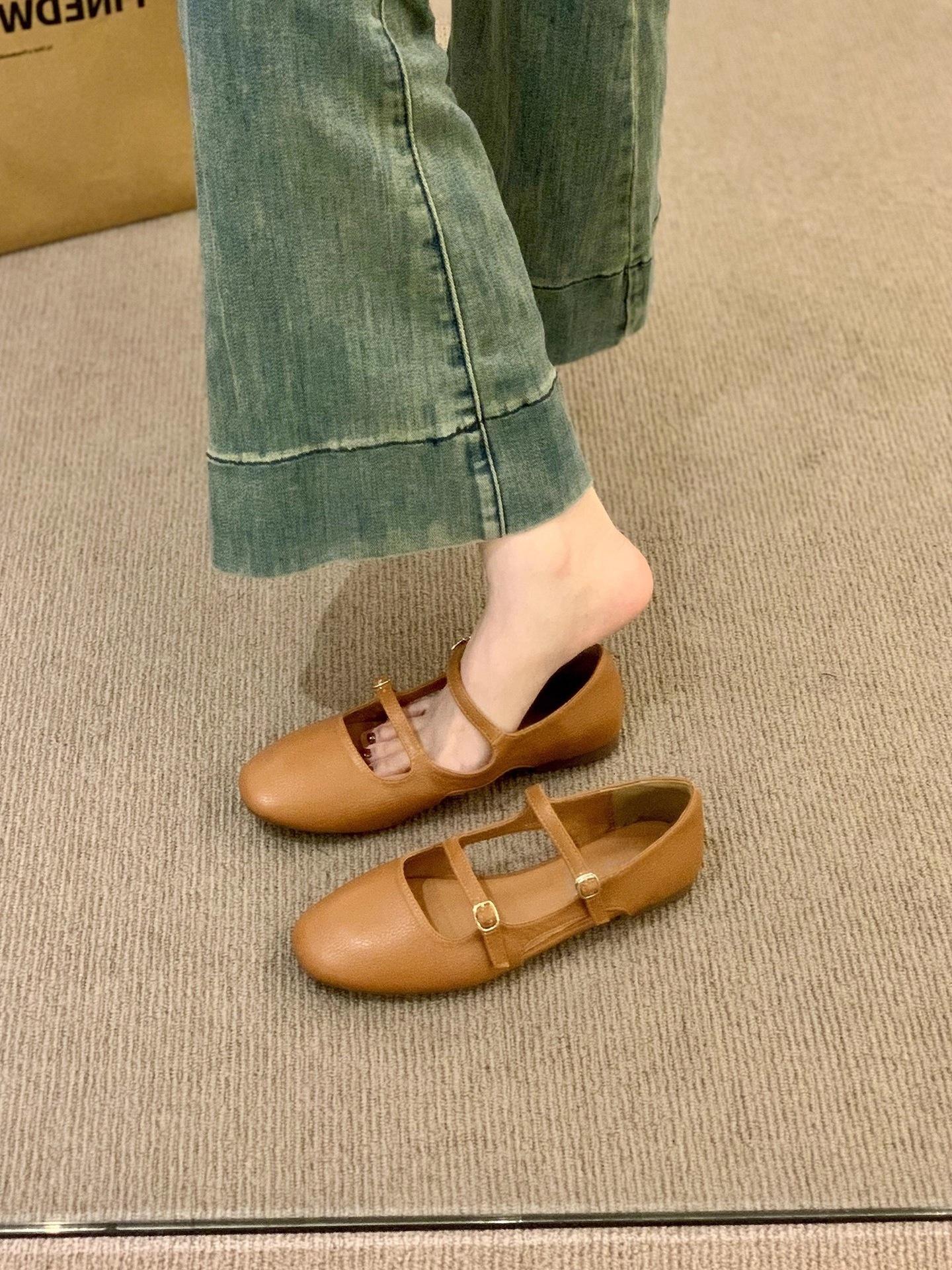 

Korean version of fashionable small red single shoes women s shoes summer spring and autumn French retro one-word buckle with Mary Jane fl 40 коричневый