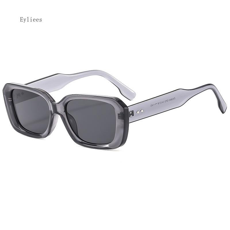 

Small Frame Square Sunglasses Men Personality Punk Eyewear Men/Women Fashion Vintage Glasses Men
