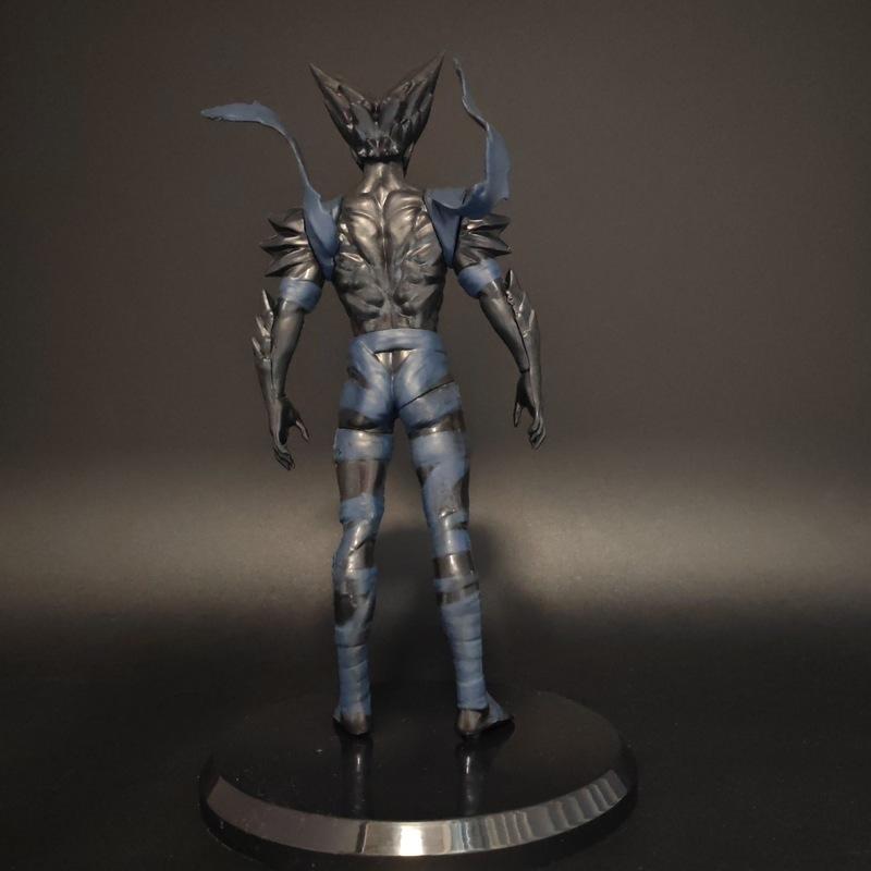 One Punch Man Cosmic Garou Anime Actionfigur Sammlerstatue Schreibtisch PC Gehäuse Dekoration Für Anime Fans Sammlung Display