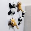 Hautfreundliches Plüsch-Magnet-Tier-Kühlschrankdekoration, Gefüllter Panda Magnetisches Ornament, Waschbär-Form Kühlschrank für Zuhause Küche Schließfach Dekorativ