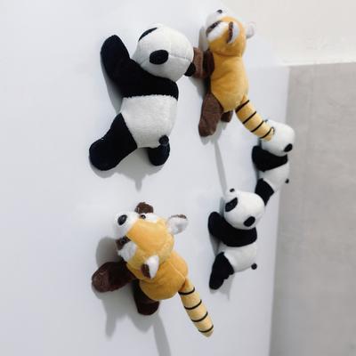 Przyjazna dla skóry pluszowa zwierzątko z magnesem Dekoracja lodówki, Pluszowa panda Magnesowa ozdoba, Kształt szopa Lodówka do domu Kuchnia Szafka Dekoracyjna