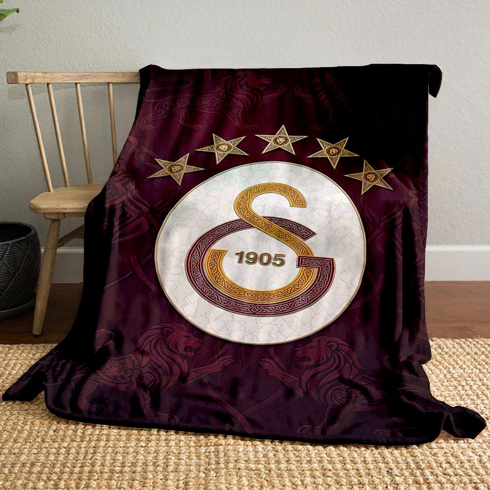 "Golden Lion Emblem with Stars Design" Patterned blanket, flannel, suitable for all seasons, home decor, warm and cozy