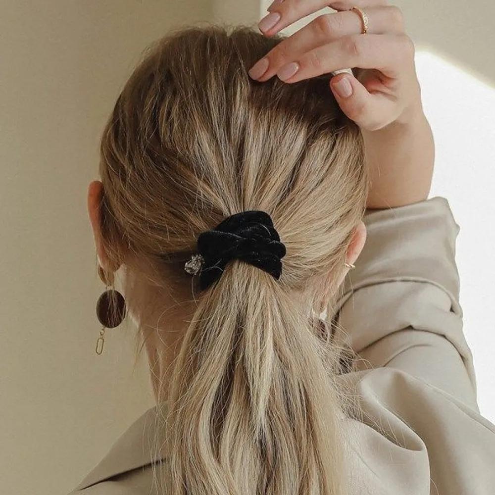 J Lauren White Cubic Velvet Scrunchie H0686 Pink beige