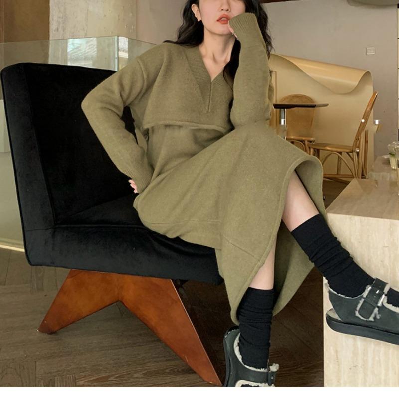 

Вязаное платье из двух частей в стиле ретро, женский осенне-зимний новый модный нишевый костюм, свитер, юбка, тренд One size оливковый