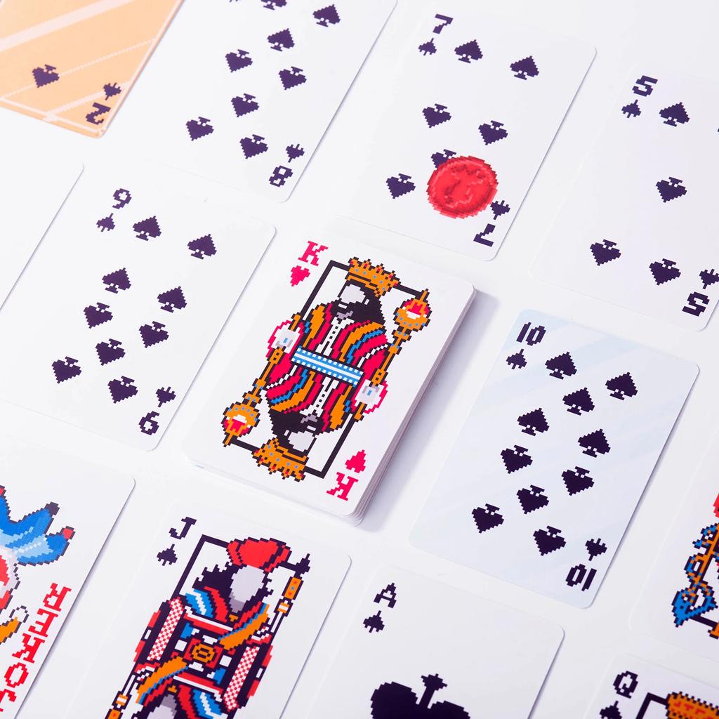 Klassisches Pokerkartenset - Essentielles Partyspiel für Zusammenkünfte, Tischspiele & festlichen Spaß, Langlebige & tragbare Spielkarten