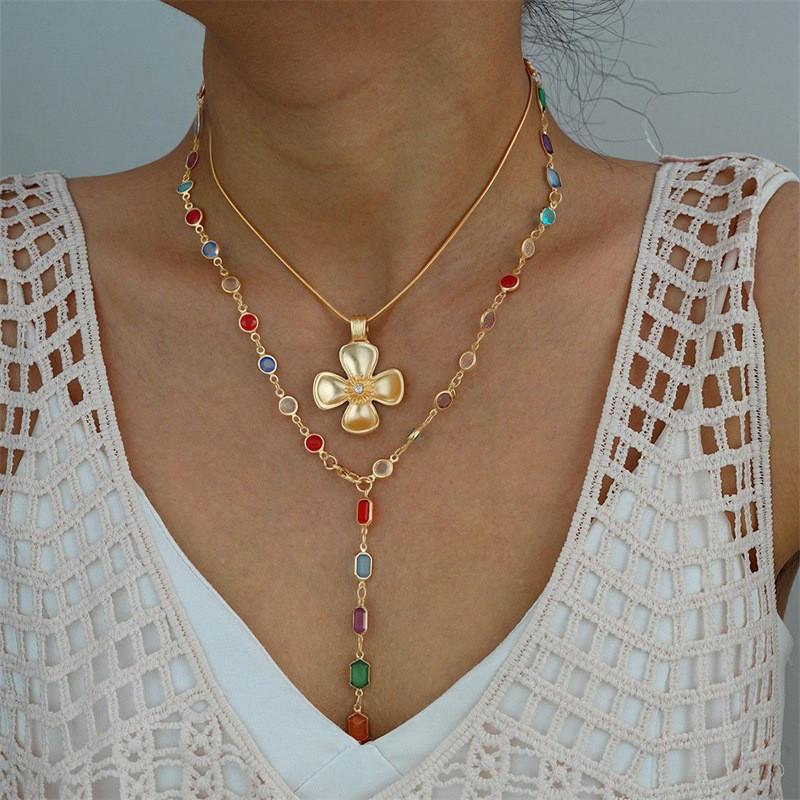 Fashion Creative Color Diamond Sunflower Necklace For Women With Multilayer Chain Style