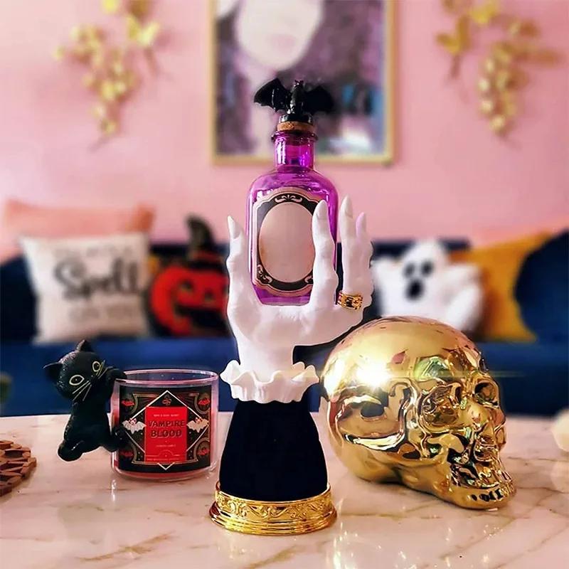 Halloween Decoration Witch Hand Candlestick Halloween Candle Holder Candle Holder Gothic Decor Snack Bowl Stand Resin Ornament