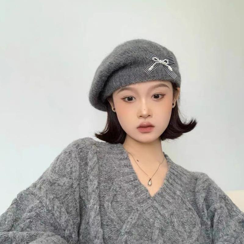 New Sweet Bow Knitted Beret Warm Versatile Big Head Circumference Showing Face Small Painter Hat