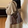 High-End Retro Crossbody Tote: Versatile, Trendy, Large Capacity for Women - Perfect for Class and Commute