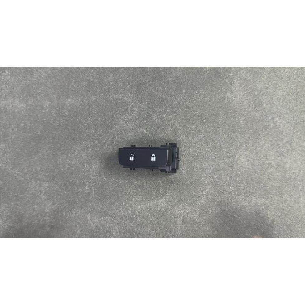 Front Power Door Lock Switch Driver Side Left For Silverado Sierra Truck 901-119