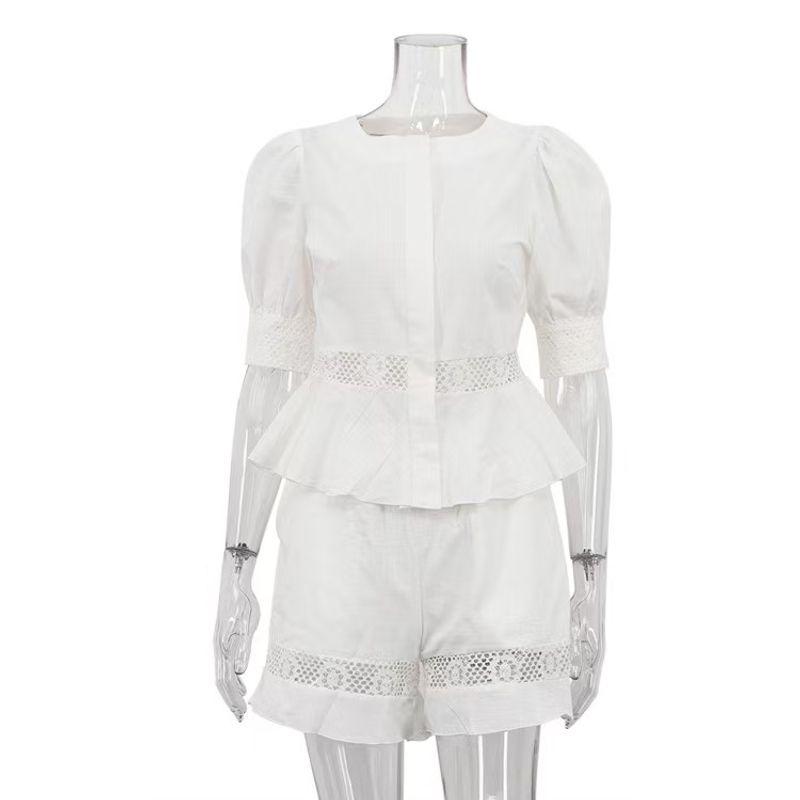 

Fashion Wind New Fashion round Neck Puff Sleeves Cut Out Tops Shorts Two-piece Set Top and Shorts Set White L