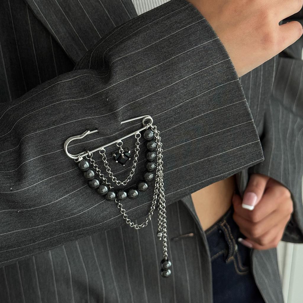 Black Crystal Heart Pendant Brooches Women Irregular CCB Beaded Chain Multi-Layer Tassel Brooch Pin Pants Ankle Chain Jewelry