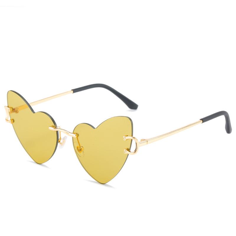Spring Love Sunglasses, Personalized Heart-Shaped Glasses, Street Photography Trendy Sunglasses For Women