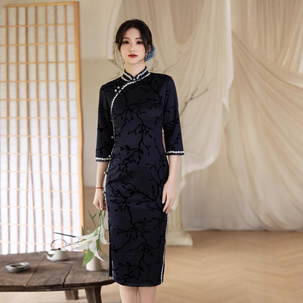 Autumn and winter national style new Chinese cheongsam 1011 new improved young girl high-end knitted jacquard seven-quarter sleeve