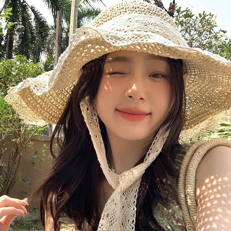 Wide Versatile Unisex Brim Straw Hat With Lace Edging For Adults Ideal For Spring And Summer