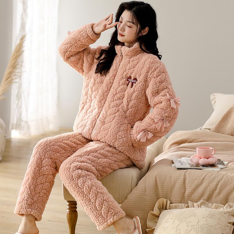 Coral Velvet Quilted Pajamas Women's Winter Three Layer Thick and Fleece Home Wear Women's Winter Flannel Thermal Set