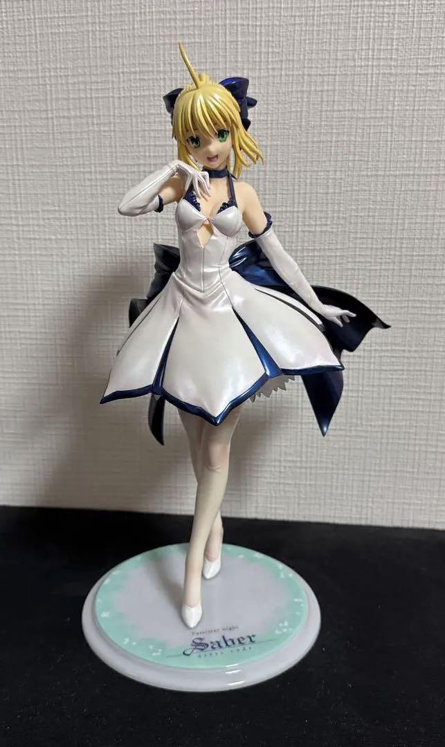 

[Б/У] Б/У, открытая фигурка Fate Saber Dress Code в масштабе 1/7