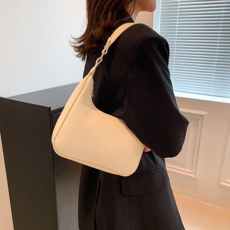 Dumpling bag, armpit bag, retro crescent bag, one shoulder retro versatile bag ins new fashion bag, high-end bag