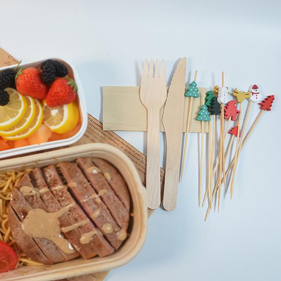 100PCS Cocktail Picks, Christmas Theme Disposable Fruit Tags, Bamboo Food Picks Toothpicks, for Fruits Desserts Cocktails Burgers