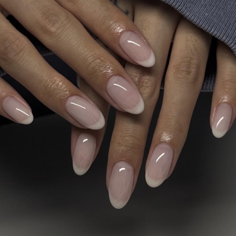 Autumn/Winter French Short Round False Nails - Elegant Wearable Nail Tips ST4164 [Includes Glue]