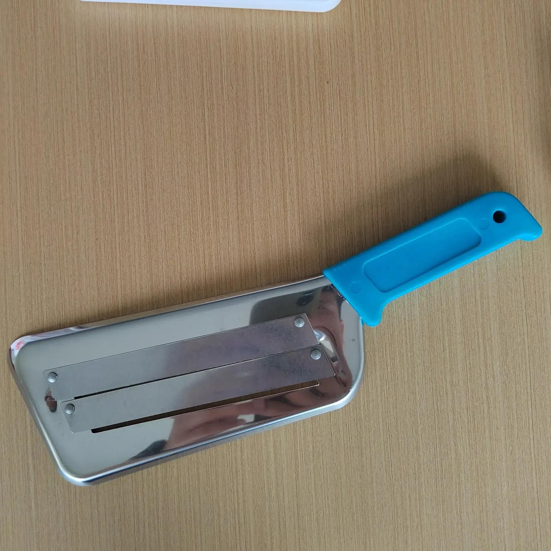 

Ручная овощерезка из нержавеющей стали для шинковки капусты, овощей, кухонный ручной измельчитель для приготовления домашнего салата коулслоу или квашеной капусты Sky Blue