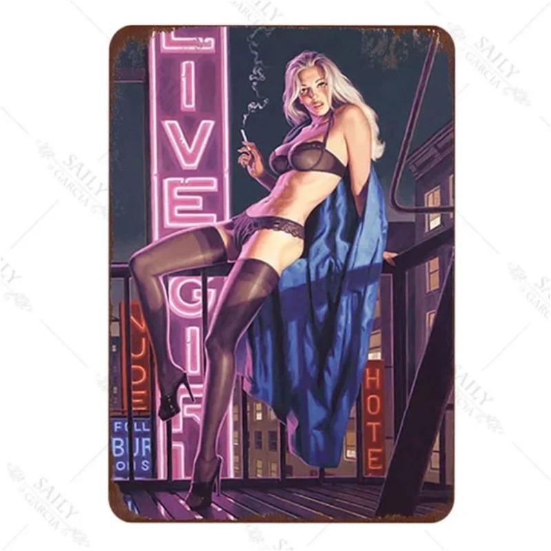 Pin-Up Girl Metal Sign, Retro Wall Art Decor