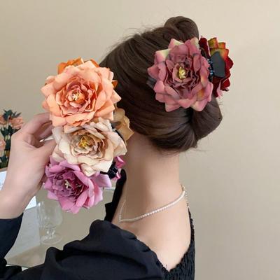 Cloth Rose Hair Claw Clips Temperament Resin Jaw Clips Roses Flowers Hair Claws Hair Accessories Exaggerate Hair Clips Princess