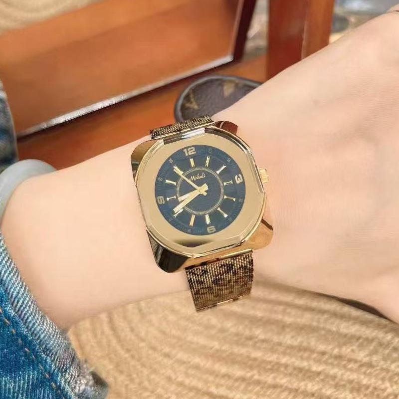Fashion Large Dial Personalized Square Steel Belt Women S Watch Waterproof Quartz Watch 2