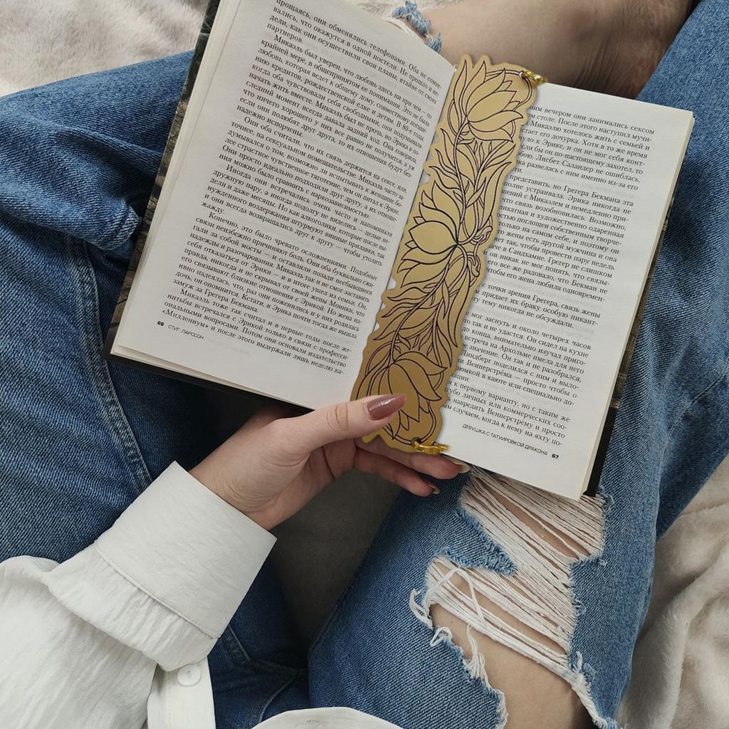 The BOOKMARK PURSE - Bookmark & Card Holder Combo, Cute Wallet Bookmark For Readers