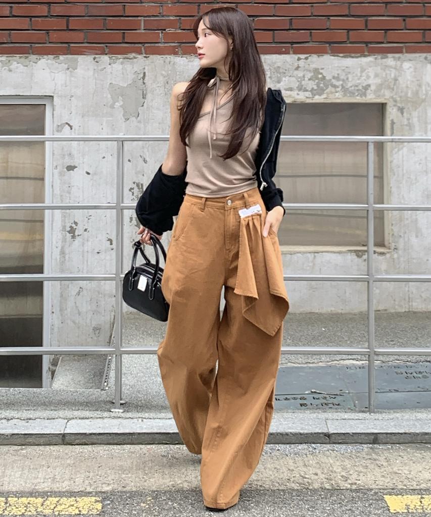 CREAM SODA LAB Handkerchief Wide Balloon Curved Pants Camel