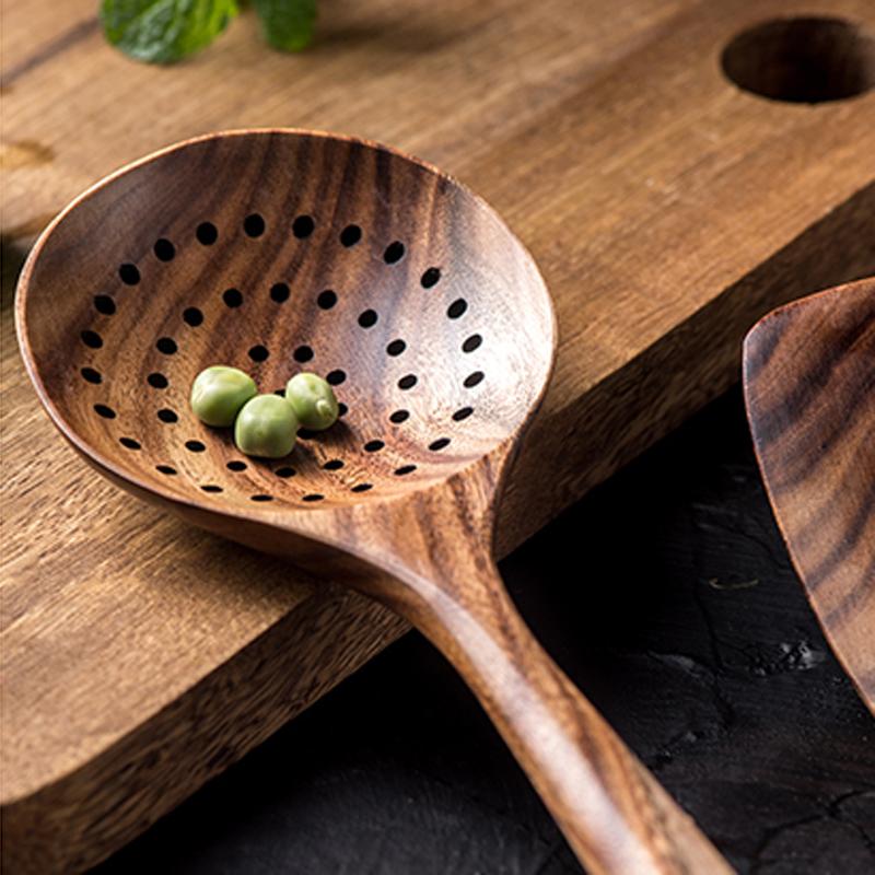 Cucchiaio da Cucina in Legno Cucchiaio Forato per Scolare per Cucinare Schiumarola in Legno Colino Mestolo Secchiello Cucchiaio Scolapasta Utensili da Cucina