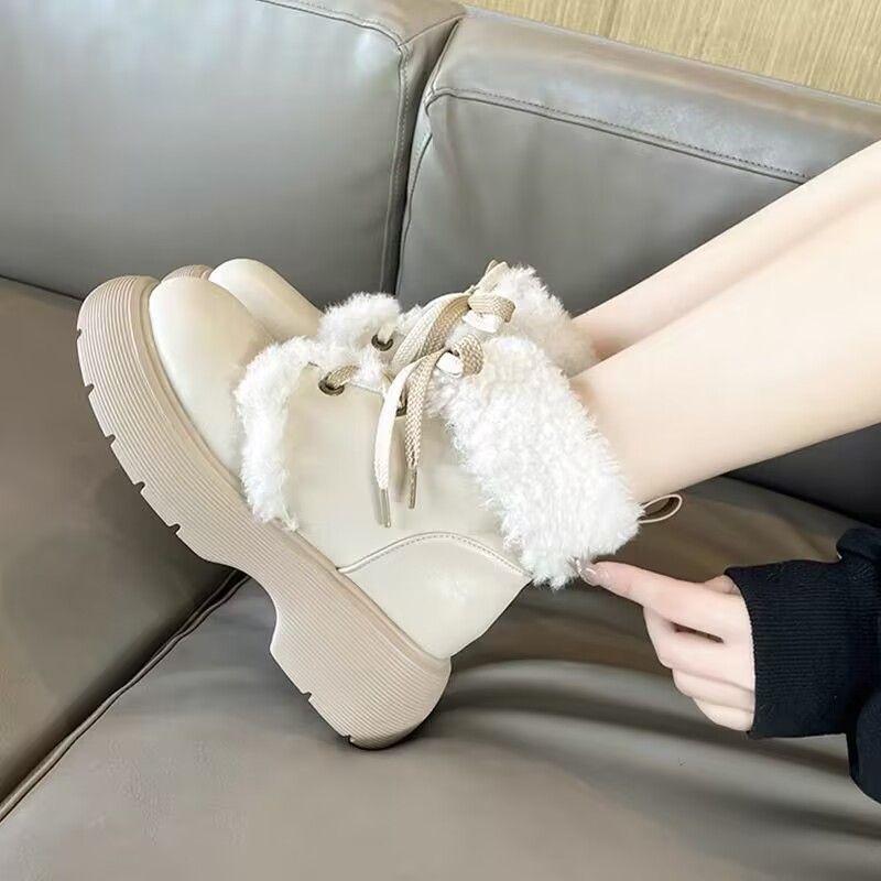 Snow boots women's winter new thick-soled velvet warm lamb wool white Martin boots versatile cute short boots