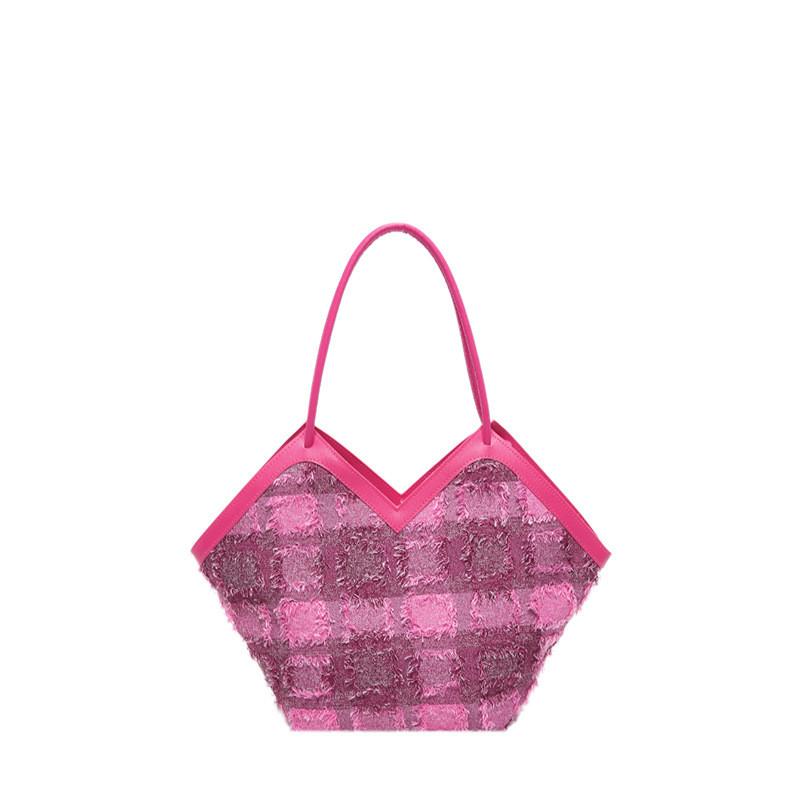 

Chic Fashionable Plaid Shoulder Bag For Women Stylish Versatile Handbag In Black White Blue And Fuchsia фуксія