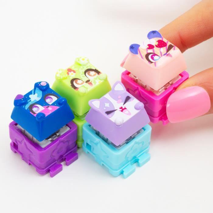 Clickeez - GOLIATH - Deluxe Porte-clés - Touches à collectionner - 1 cube clickeez + 4 clickeez + 3 charms - Dès 6 ans