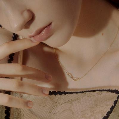 Light Luxury Niche Infinite Love Stainless Steel Clavicle Chain Ins Simple Personality 8-character Neck Chain