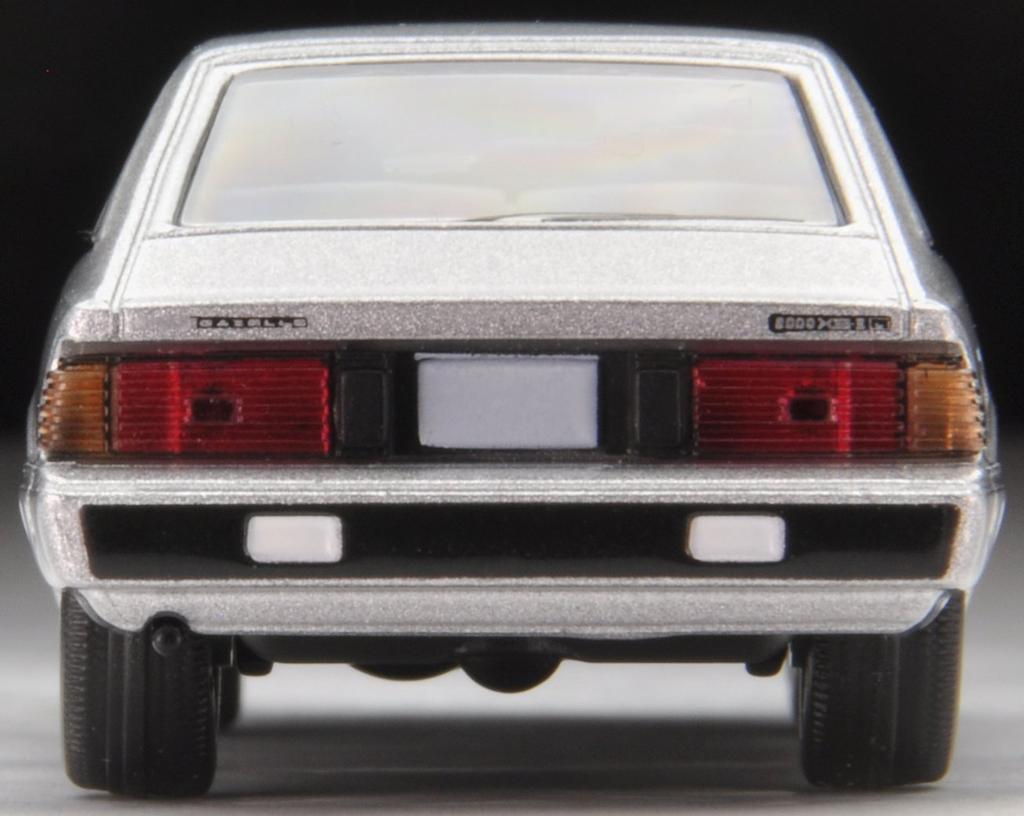 Tomica Limited Vintage Neo Scale Nissan Gazelle G Silver Finished Model 1/64 LV-N154b XE-II
