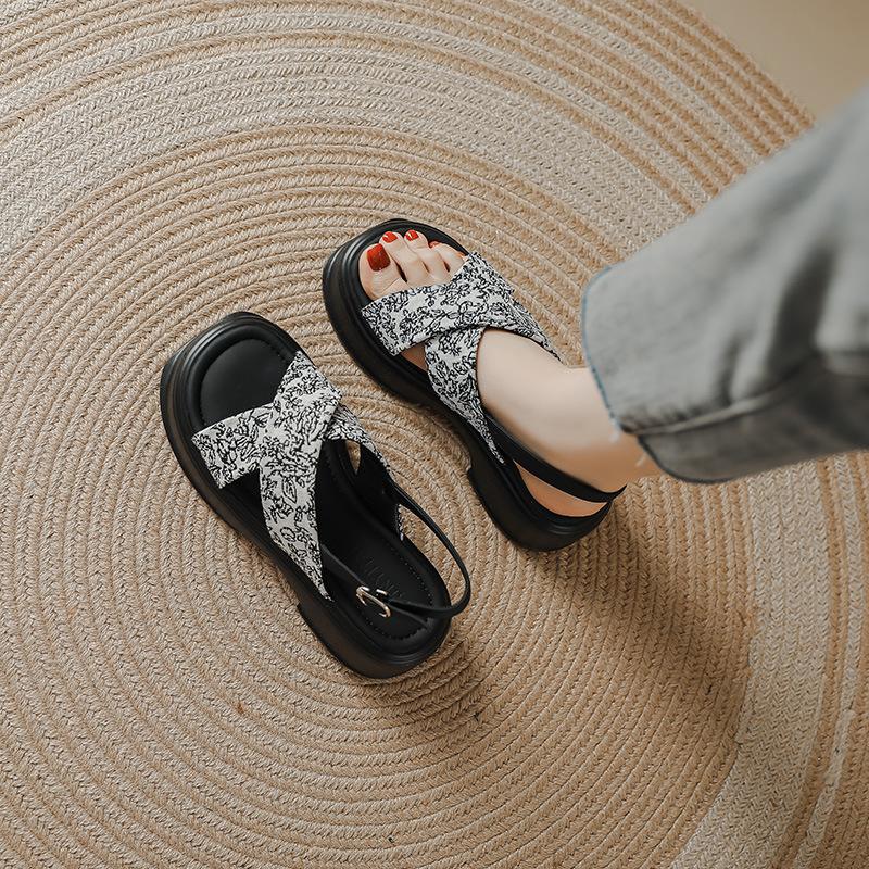National style sandals women's platform new Chinese style summer new retro round head thick heel ethnic style outer wear beach sandals women