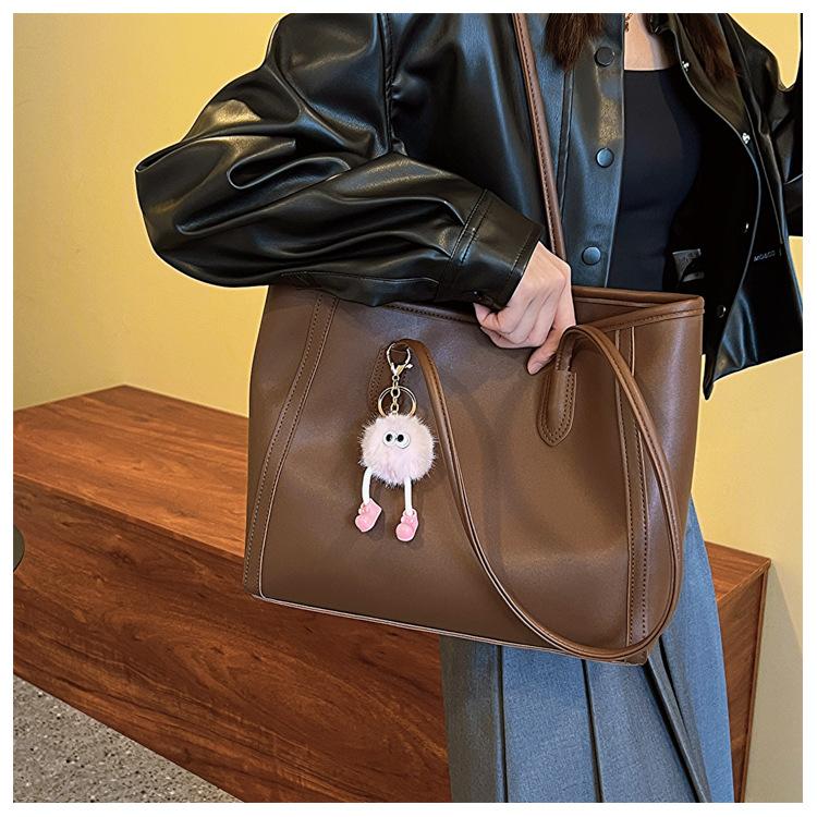 Large Capacity Faux Leather Tote Bag for Women Fashionable Commuter Shoulder Handbag CLE