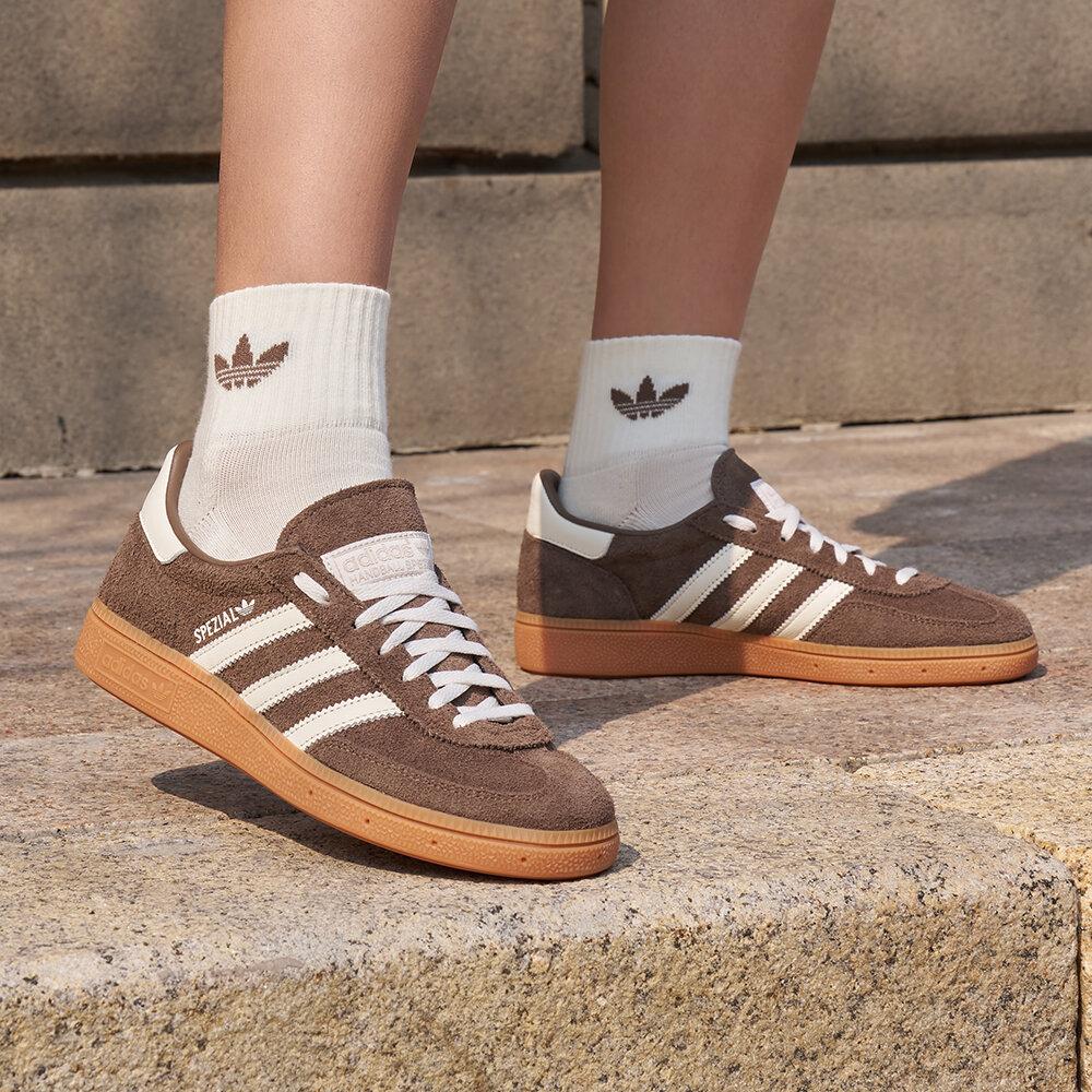 adidas Handball Spezial Earth Strata Gum (Women s) 35.5
