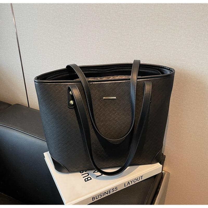 Niche Design Pattern Tote Bag Women's New Trendy Spring Students Commute To Class Shoulder Bag