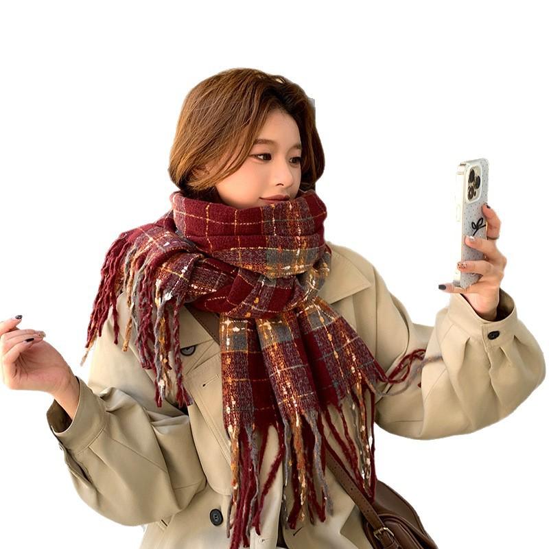 2025 Korean imitation cashmere scarf women's autumn and winter high-end warm shawl cute versatile plaid scarf