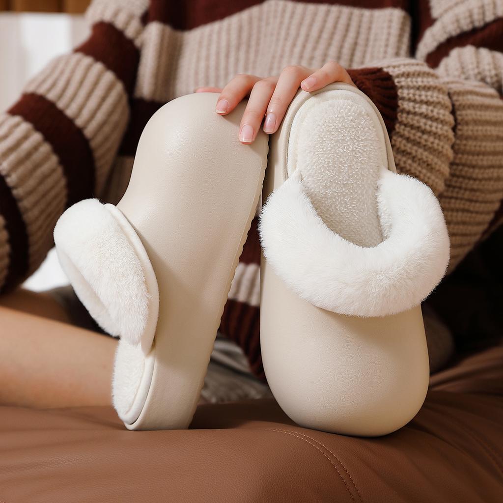 Cotton Shoes Are Waterproof for Winter Outer Wear, Non-slip for Outdoor Use, Warm and Cute Thick-soled Plush Outer Slippers.